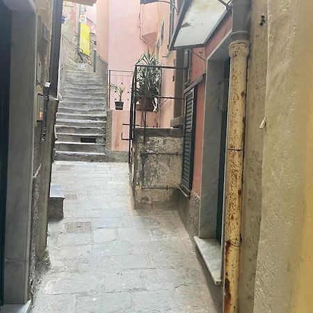 Apartamento Il Mare Alla Finestra Vernazza Exterior foto